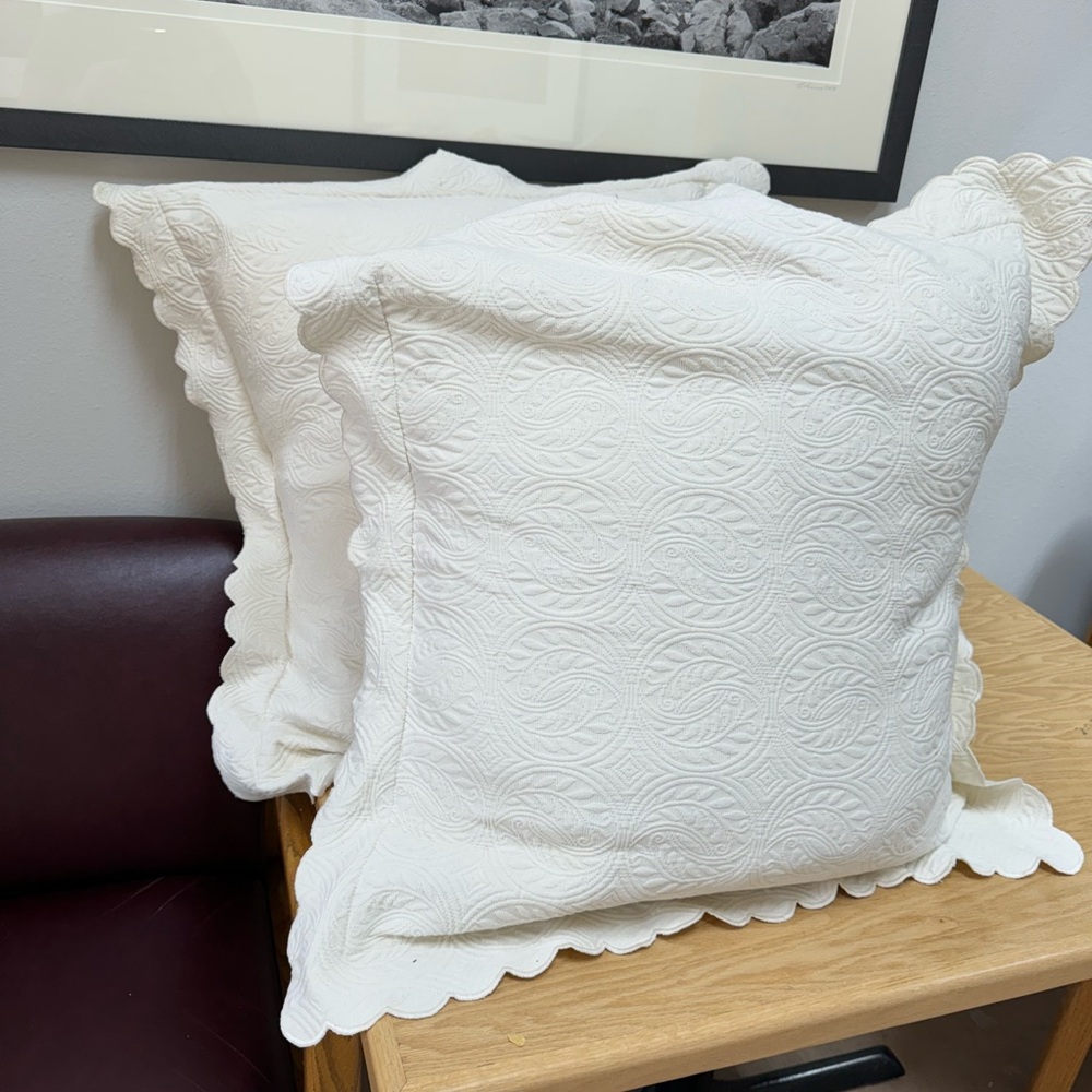 Peacock Alley Cream Scalloped Edge Pillow Shams
